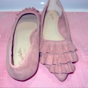 Seychelles Pointed Toe Pink Ruffle Flats Size 6.5